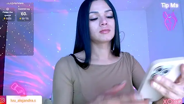 alee lenoxx online show from October 13, 2025, 10:21 pm