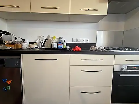 jeunesexi online show from March 2, 2026, 4:58 pm