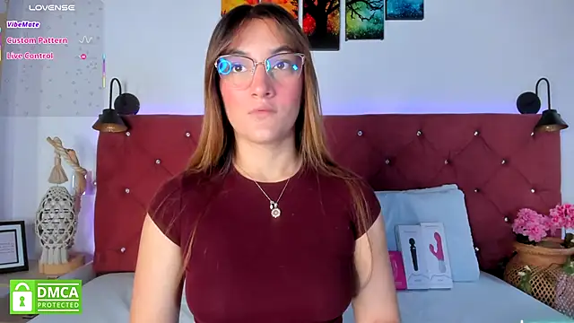 Ruth harvey  online show from November 2, 2025, 1:38 pm