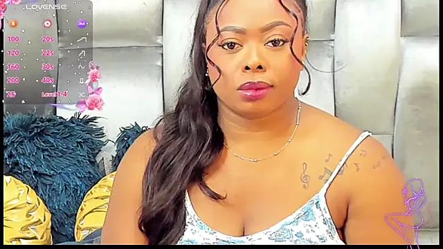 Snapshot of CamilaBenitez chatting on February 23, 2026, 11:05 pm CamilaBenitez online show from February 23, 2026, 11:05 pm