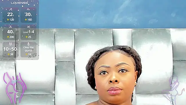 CamilaBenitez online show from March 17, 2025, 9:24 pm