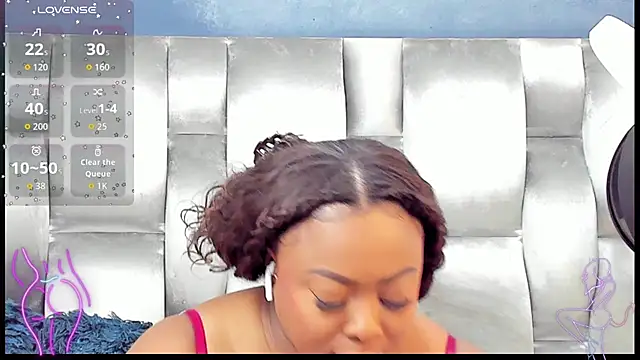 CamilaBenitez online show from September 23, 2025, 9:44 pm