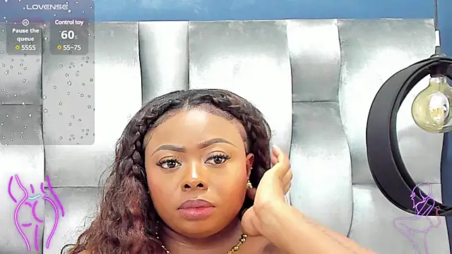 CamilaBenitez online show from March 21, 2025, 4:28 am