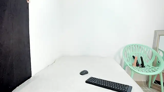 Vicky Freedom online show from April 6, 2026, 5:52 am