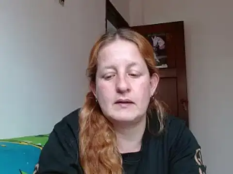 ViioletaMora online show from December 17, 2025, 7:41 pm