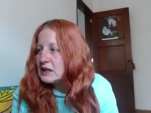 ViioletaMora online show from October 21, 2025, 7:35 pm