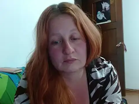 ViioletaMora online show from October 27, 2025, 6:14 am