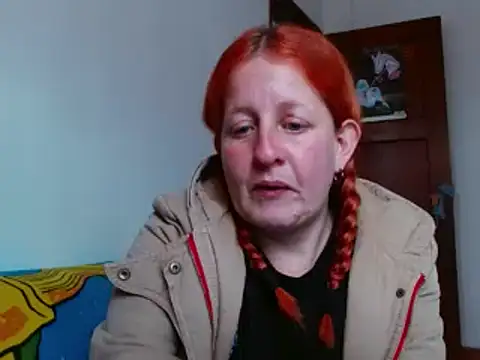 ViioletaMora online show from September 30, 2025, 8:48 pm