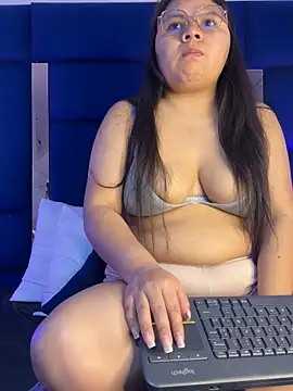 alice love052 online show from February 15, 2026, 2:34 am