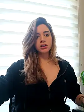 Snapshot of maliciaworld chatting on March 9, 2025, 5:06 pm maliciaworld online show from March 9, 2025, 5:06 pm