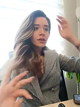 Snapshot of maliciaworld chatting on February 14, 2025, 5:03 pm maliciaworld online show from February 14, 2025, 5:03 pm