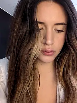 maliciaworld online show from February 10, 2026, 7:46 pm