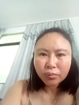 xiaoxuer online show from May 15, 2026, 3:15 am