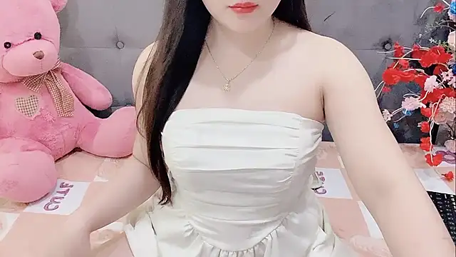 Funikio online show from November 14, 2025, 3:32 am