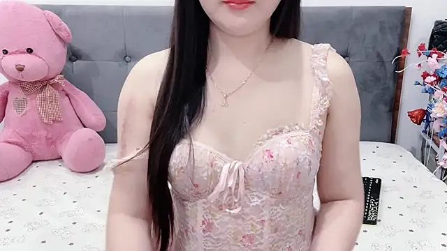 Funikio online show from May 18, 2026, 2:12 am