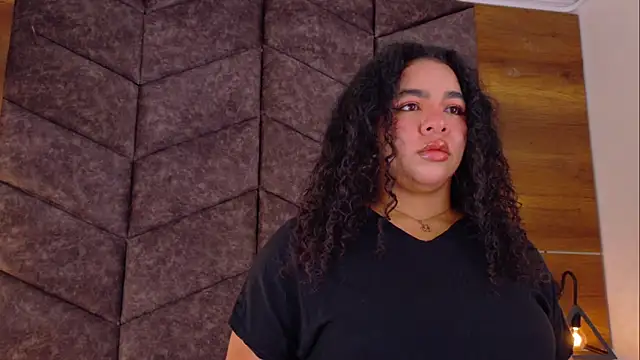 memphiswilliam online show from April 14, 2026, 2:49 am