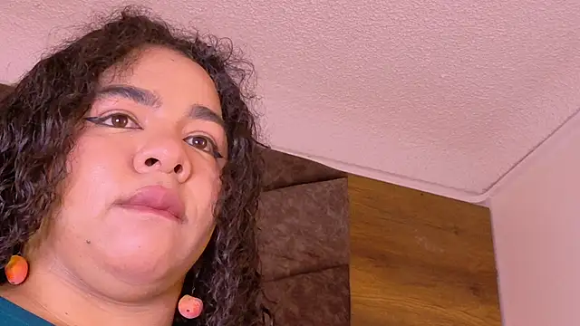 Snapshot of memphiswilliam chatting on November 4, 2025, 2:48 am memphiswilliam online show from November 4, 2025, 2:48 am