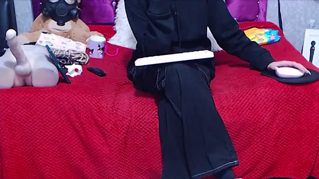 Snapshot of AyshaScott chatting on September 9, 2025, 12:58 pm AyshaScott online show from September 9, 2025, 12:58 pm