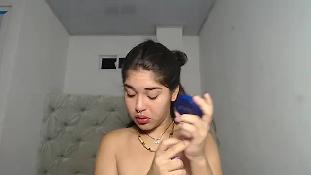 Melody phillips2 online show from October 9, 2025, 10:05 am