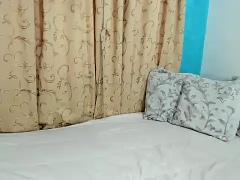 MonicaGarcia  online show from March 10, 2025, 11:01 am