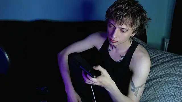 axxxturel online show from March 19, 2025, 8:22 pm