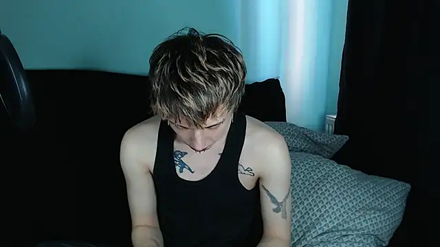 axxxturel online show from February 27, 2025, 9:40 am