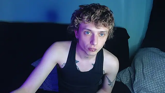 axxxturel online show from March 14, 2025, 5:05 am