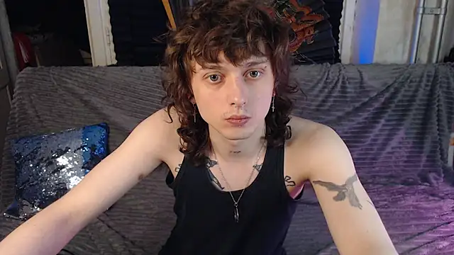 Snapshot of axxxturel chatting on May 26, 2026, 7:01 pm axxxturel online show from May 26, 2026, 7:01 pm
