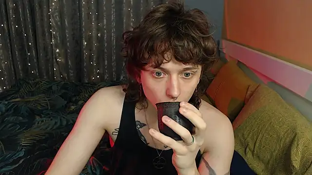 axxxturel online show from December 15, 2025, 10:26 pm