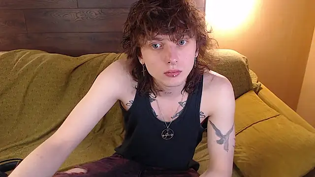 axxxturel online show from February 12, 2026, 5:13 pm