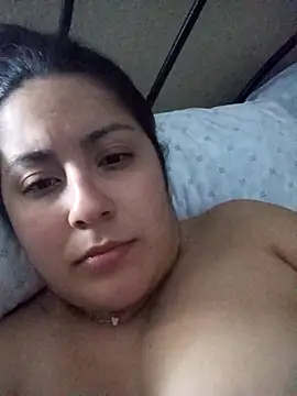 Sami9317linda online show from November 10, 2025, 9:14 am