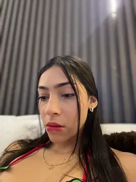 Ema azel online show from April 17, 2026, 2:31 pm