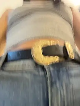 Ema azel online show from April 19, 2026, 2:07 pm