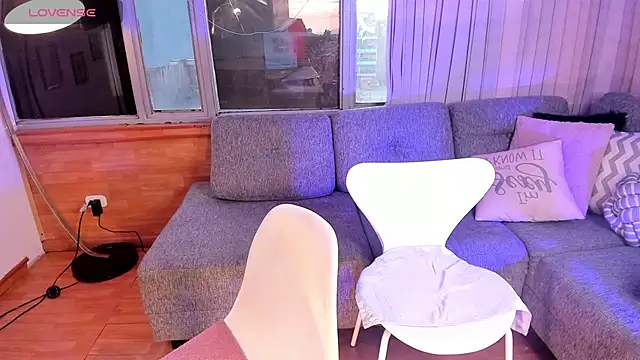 cami cruzz online show from September 24, 2025, 10:27 pm