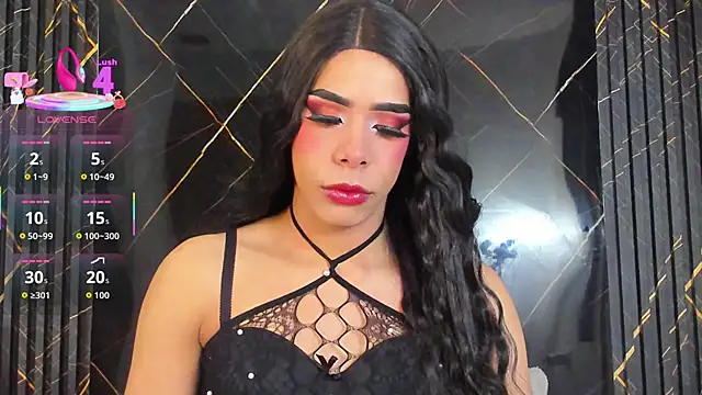 Snapshot of Giorgina_Parado chatting on October 12, 2025, 4:14 am Giorgina Parado online show from October 12, 2025, 4:14 am