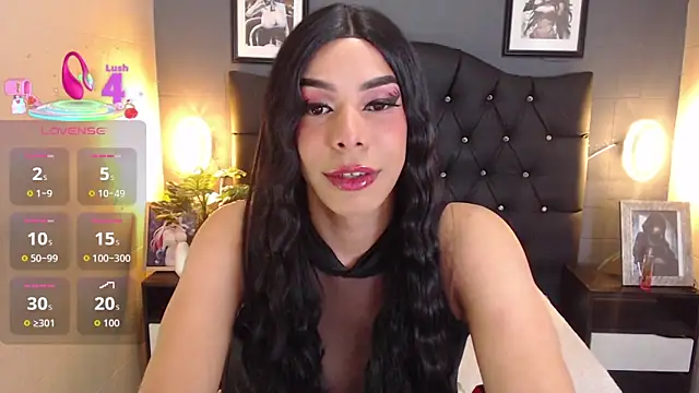 Snapshot of Giorgina_Parado chatting on October 10, 2025, 9:26 pm Giorgina Parado online show from October 10, 2025, 9:26 pm