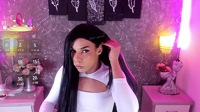 Snapshot of Giorgina_Parado chatting on March 15, 2025, 4:02 am Giorgina Parado online show from March 15, 2025, 4:02 am