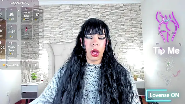 Snapshot of Giorgina_Parado chatting on November 7, 2025, 1:15 pm Giorgina Parado online show from November 7, 2025, 1:15 pm