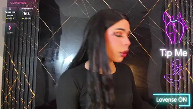 Snapshot of Giorgina_Parado chatting on October 25, 2025, 4:22 am Giorgina Parado online show from October 25, 2025, 4:22 am