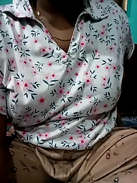 Im Cute online show from October 16, 2025, 5:32 pm