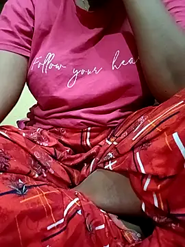 Im Cute online show from February 22, 2025, 7:25 pm