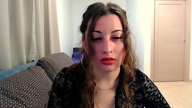 Snapshot of Helen_Adams_ chatting on April 23, 2026, 6:53 am Helen Adams online show from April 23, 2026, 6:53 am