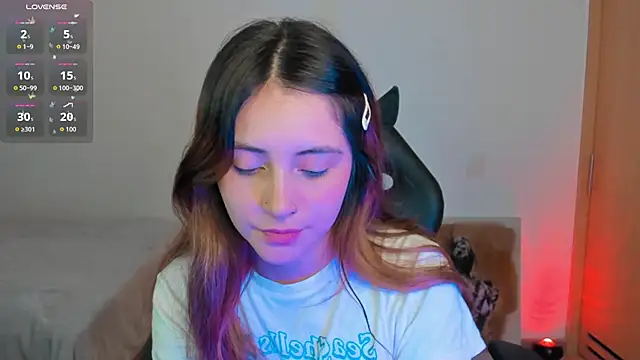 annie mora online show from October 4, 2025, 2:46 am