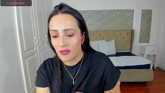 KimWessel  online show from March 24, 2026, 5:35 pm