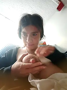 Sasha smith23 online show from November 27, 2025, 11:32 am