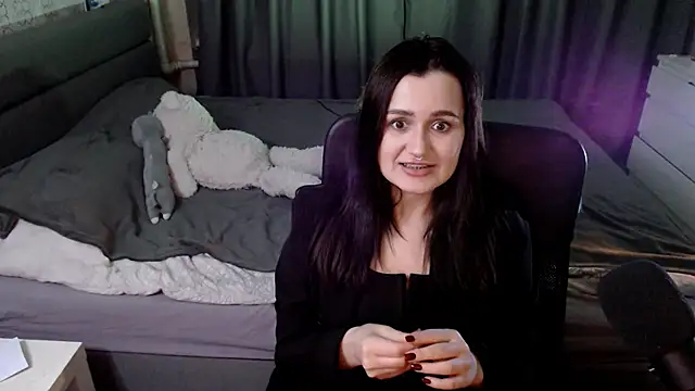 Snapshot of KiraYammy chatting on December 28, 2024, 1:18 am KiraYammy online show from December 28, 2024, 1:18 am