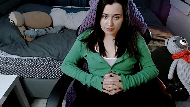 Snapshot of KiraYammy chatting on January 17, 2025, 1:36 am KiraYammy online show from January 17, 2025, 1:36 am