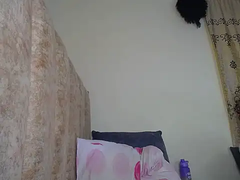 CarlaBeckky online show from February 23, 2025, 4:50 am