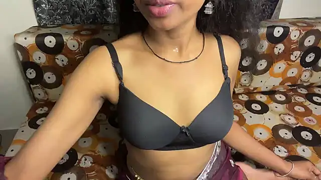 Snapshot of shuhana_ chatting on June 1, 2026, 4:56 am shuhana online show from June 1, 2026, 4:56 am