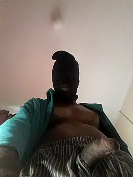 Gifttheskimaskboy online show from March 18, 2025, 2:17 pm